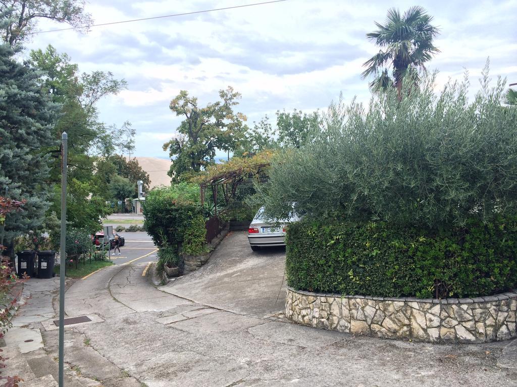 Apartments Petric Capodistria Esterno foto