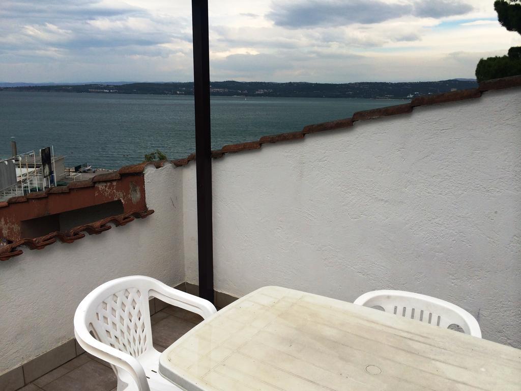 Apartments Petric Capodistria Esterno foto