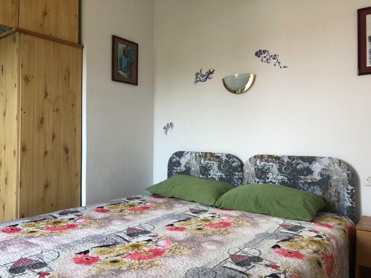 Apartments Petric Capodistria Esterno foto